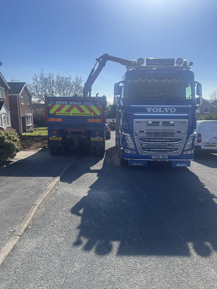 Large grab job in Plymouth